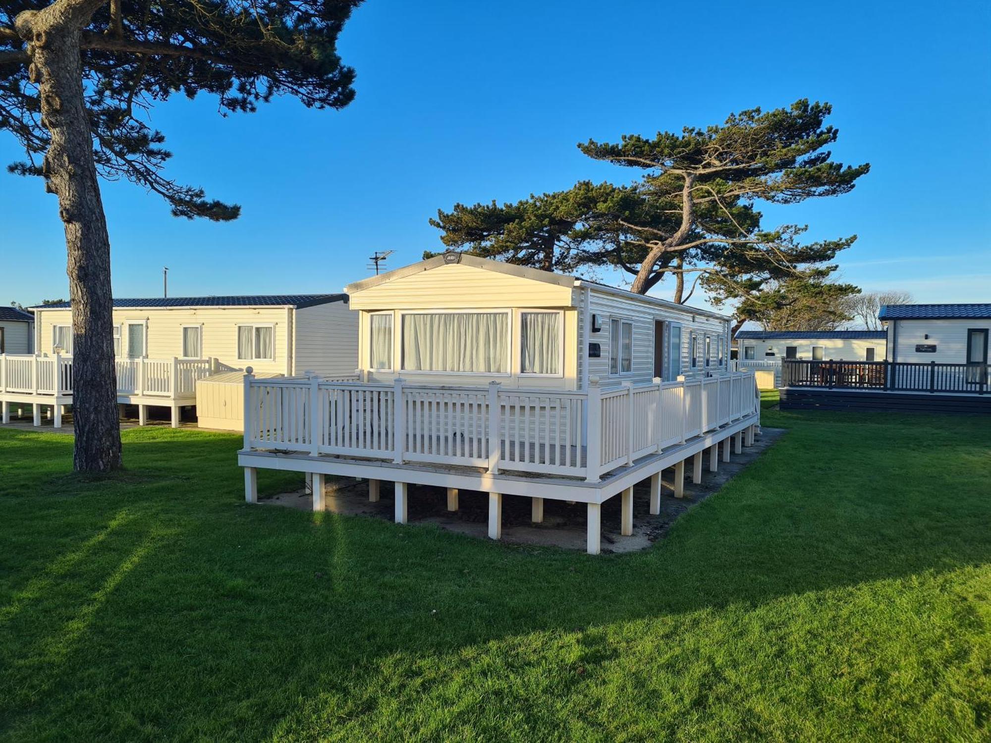 Hoburne Naish Cs129 Villa New Milton Exterior photo